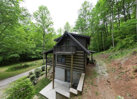 180 Dream Catcher Cove Hayesville NC 28904