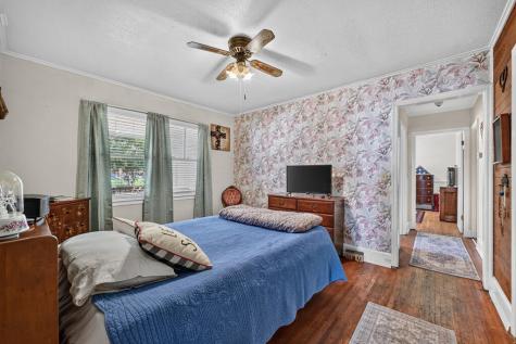 133 E Market Street Mccaysville GA 30555