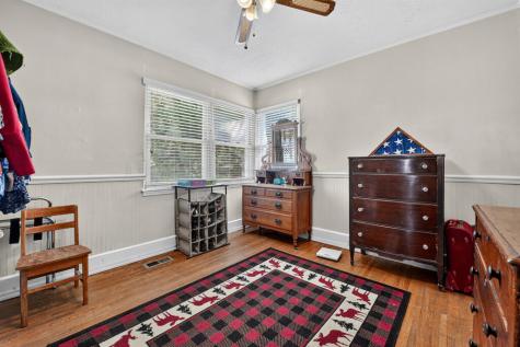 133 E Market Street Mccaysville GA 30555
