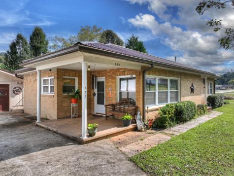 133 E Market Street Mccaysville GA 30555