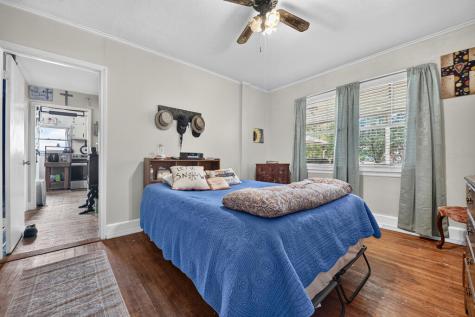 133 E Market Street Mccaysville GA 30555