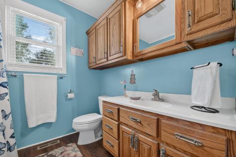133 E Market Street Mccaysville GA 30555