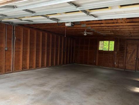 133 E Market Street Mccaysville GA 30555