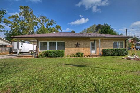 133 E Market Street Mccaysville GA 30555