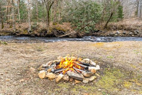78 Hideaway Cove Hayesville NC 28904