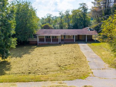 109 Mooreview Homes Road Hayesville NC 28904