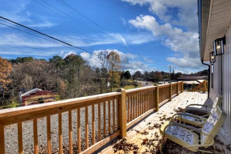 1144 Blue Ridge Drive Mccaysville GA 30555