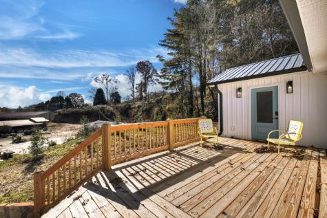 1144 Blue Ridge Drive Mccaysville GA 30555