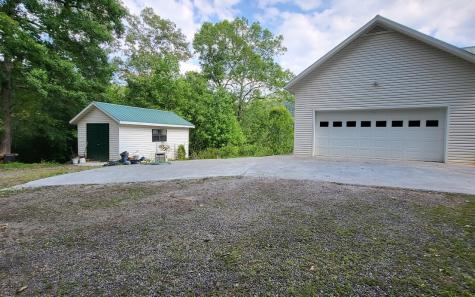 2517 Road 9999 Hiawassee GA 30546