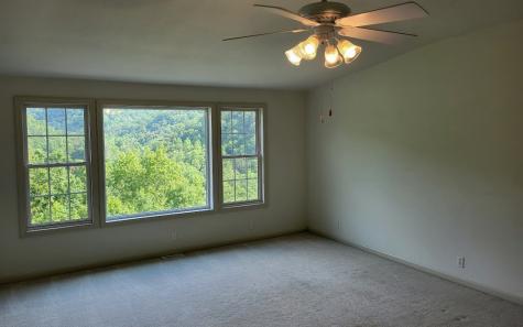 2517 Road 9999 Hiawassee GA 30546