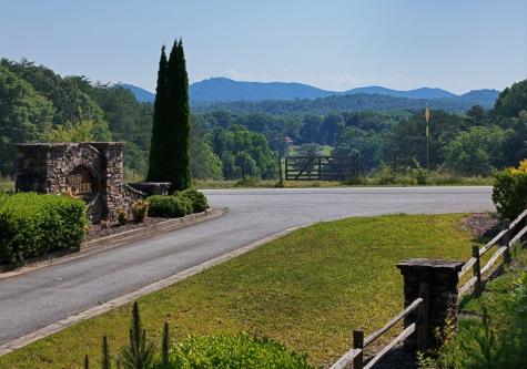 25 Gold Nugget Lane Blairsville GA 30512