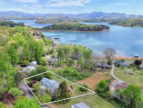 1930 Lakeview Summit Drive Young Harris GA 30582