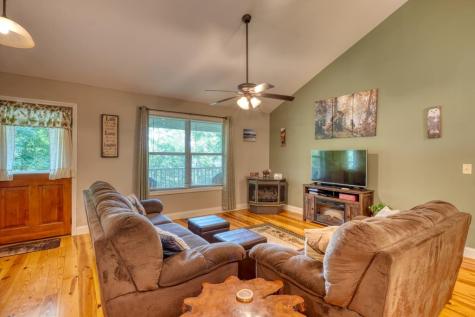 2270 Valley View Drive Hiawassee GA 30546