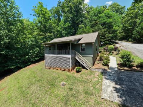 2270 Valley View Drive Hiawassee GA 30546
