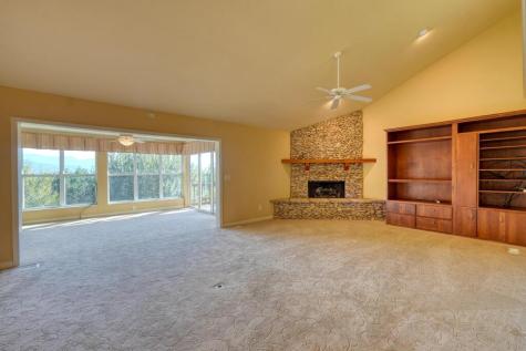 847 Scarletts Way Young Harris GA 30582