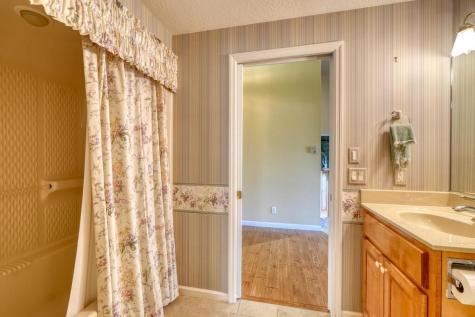 847 Scarletts Way Young Harris GA 30582