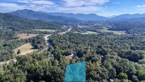 847 Scarletts Way Young Harris GA 30582