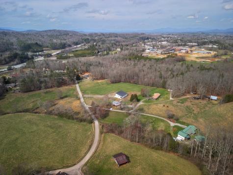 33 Harris Lane Blue Ridge GA 30513