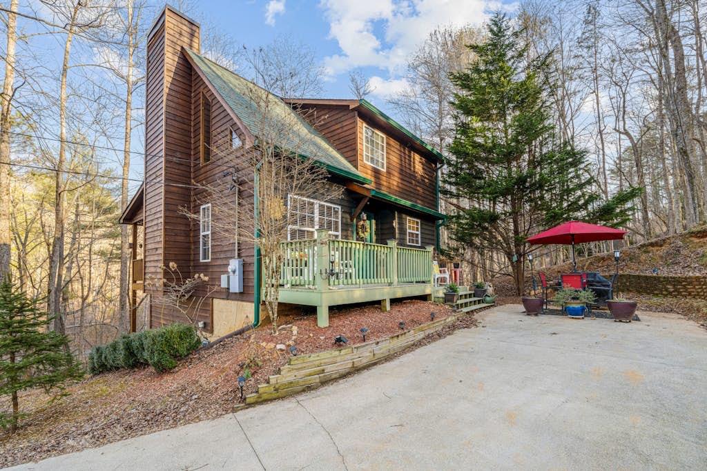 64 Poolside Court Ellijay GA 30540