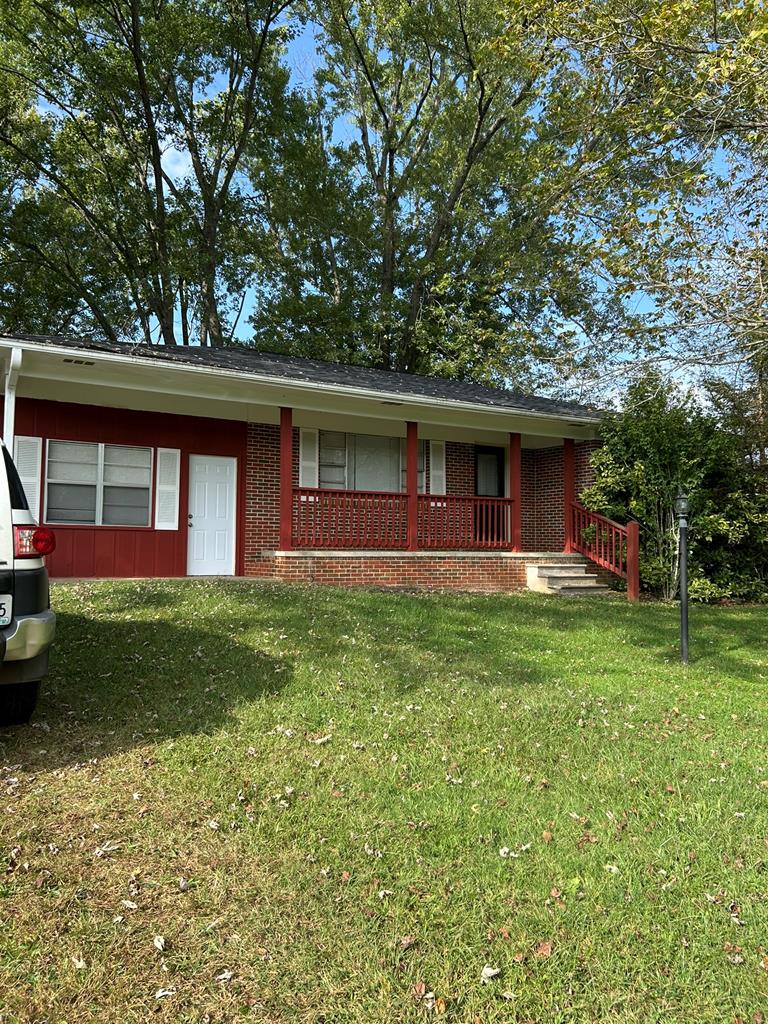 621 Miller Street Young Harris GA 30582