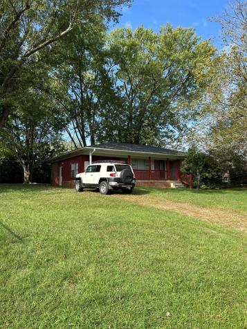 621 Miller Street Young Harris GA 30582