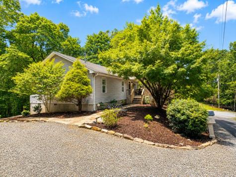 181 Cindy Lane Ellijay GA 30540