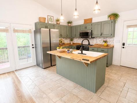 181 Cindy Lane Ellijay GA 30540
