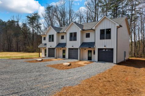 200 Back Pine Way Ellijay GA 30540