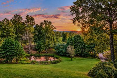 286 Garrett Drive Ellijay GA 30536