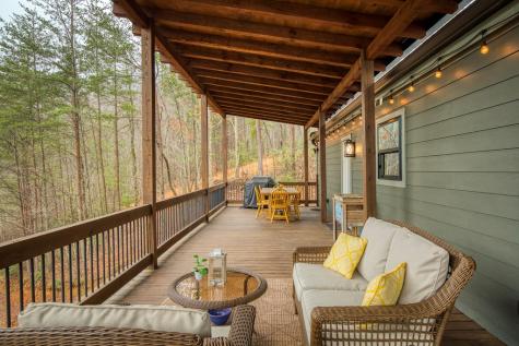 642 Crabapple Blue Ridge GA 30513