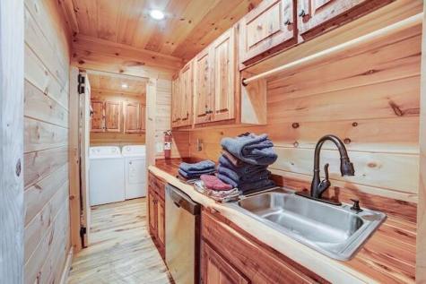 345 Farmer Circle Mineral Bluff GA 30559