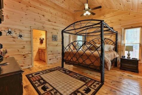 345 Farmer Circle Mineral Bluff GA 30559
