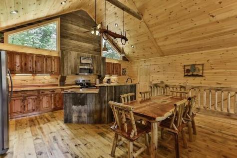 345 Farmer Circle Mineral Bluff GA 30559