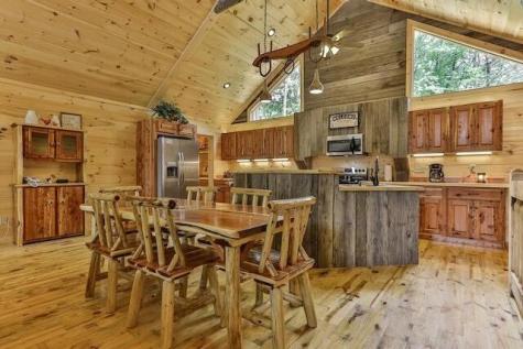 345 Farmer Circle Mineral Bluff GA 30559