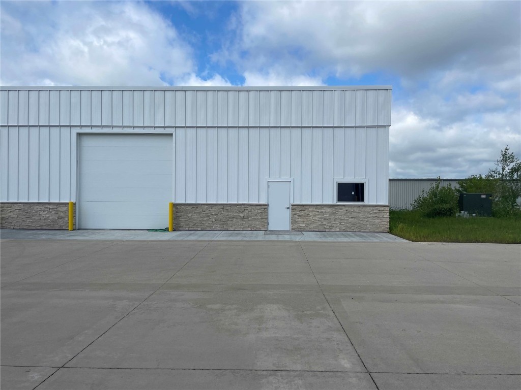 6900 Partners Avenue Marion IA 52302
