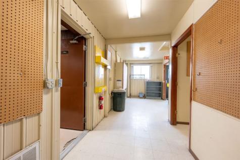 701 N K Avenue Vinton IA 52349