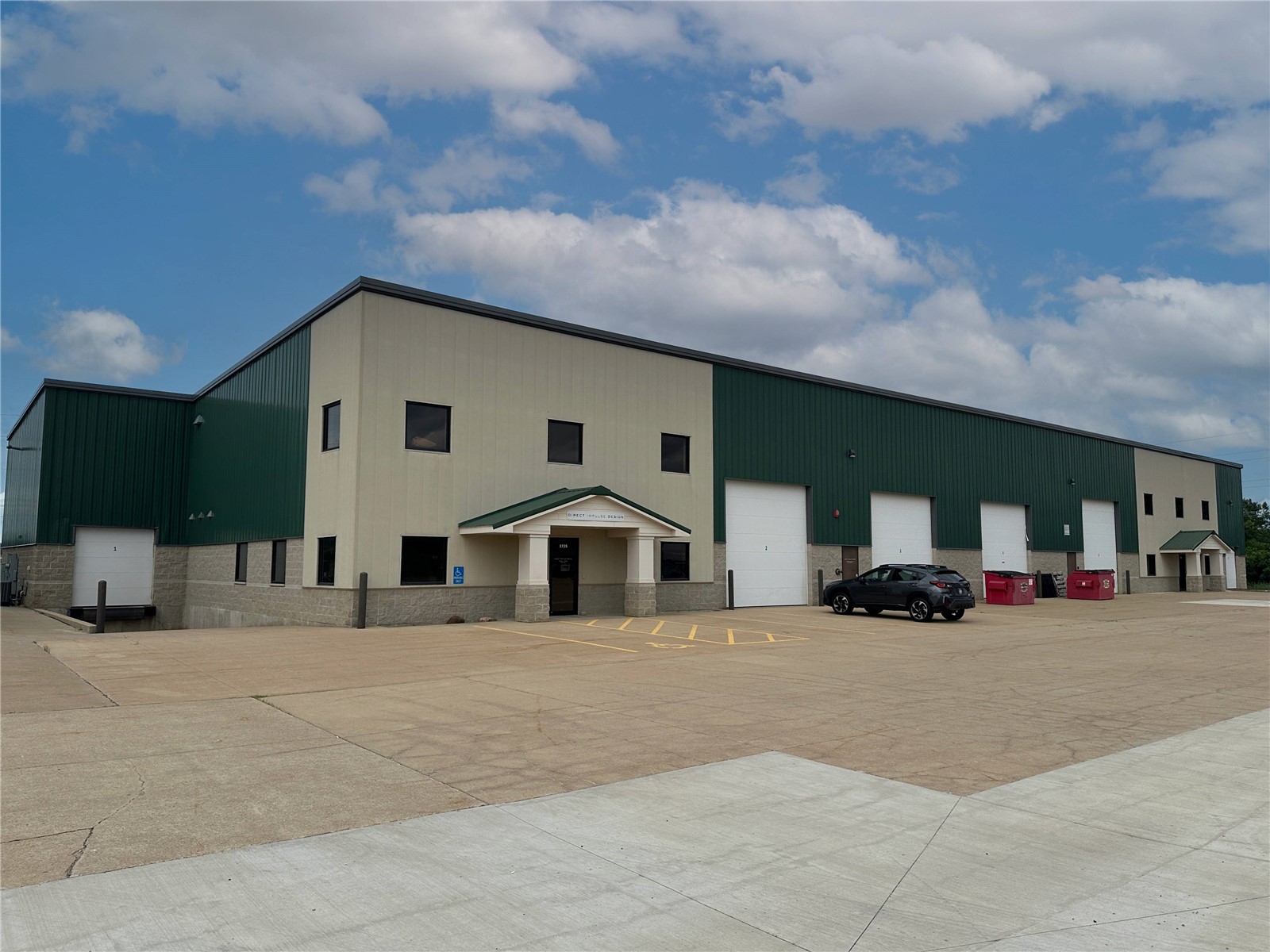 1725 Hawkeye Drive Hiawatha IA 52233