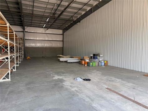 1725 Hawkeye Drive Hiawatha IA 52233