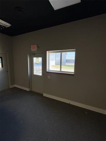 1110 Hawkeye Drive Hiawatha IA 52233