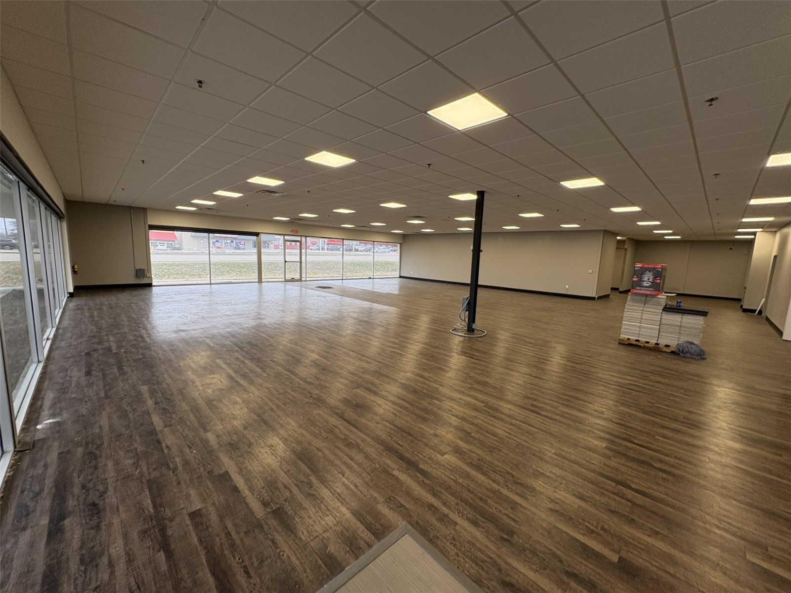 5454 Center Point Road NE Cedar Rapids IA 52402