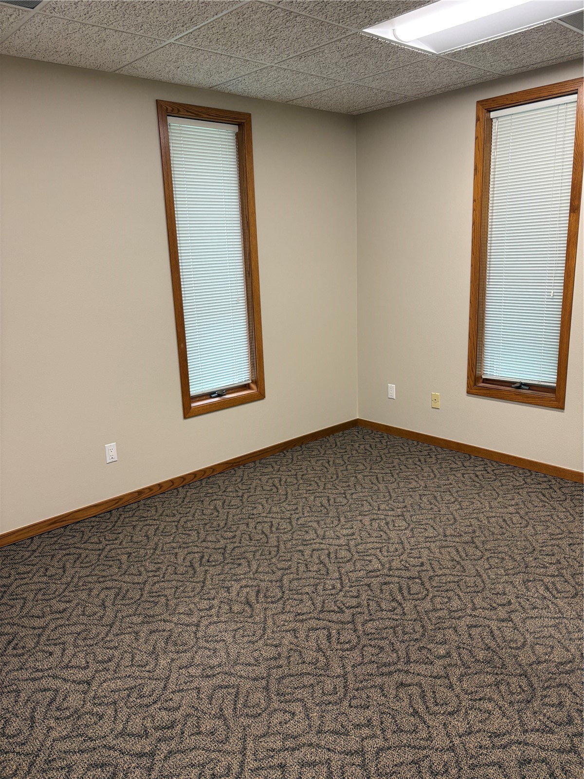 3741 Center Point Road NE Cedar Rapids IA 52402