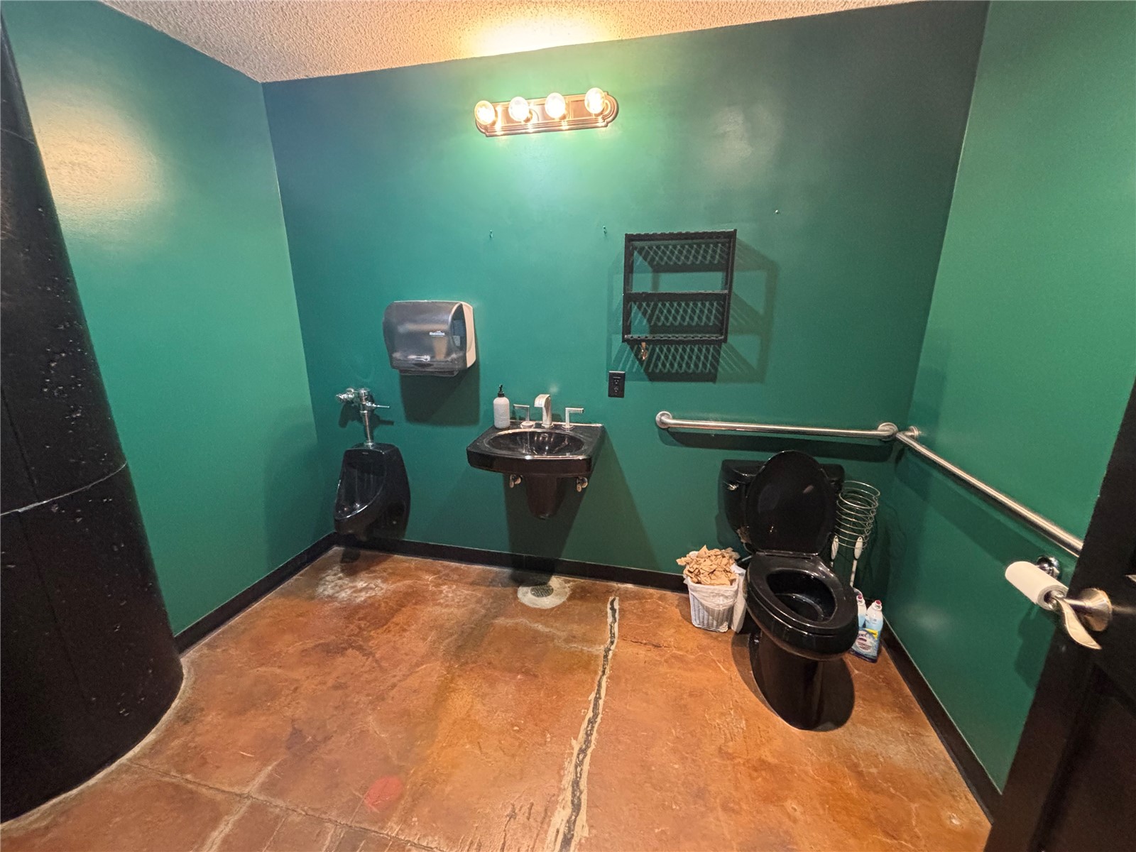 900 2nd Street SE Cedar Rapids IA 52401