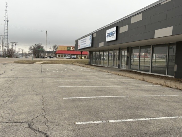 5454 Center Point Road NE Cedar Rapids IA 52402