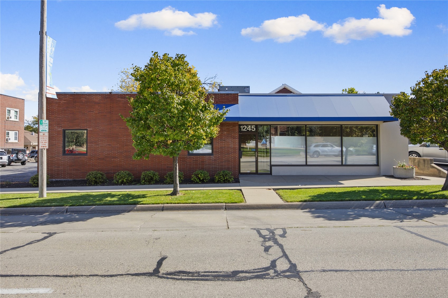 1243-1245 1st Avenue SE Cedar Rapids IA 52403
