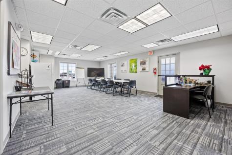 5020 Council Street NE Cedar Rapids IA 52402