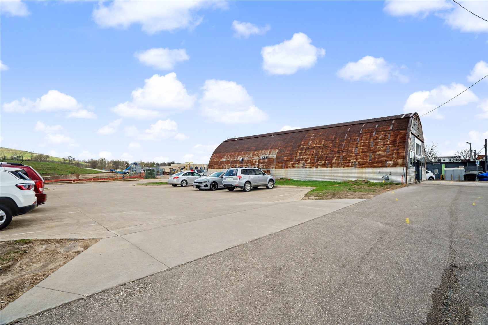 44 17th Avenue SW Cedar Rapids IA 52404