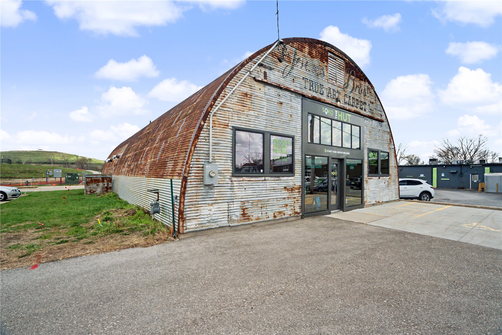 44 17th Avenue SW Cedar Rapids IA 52404