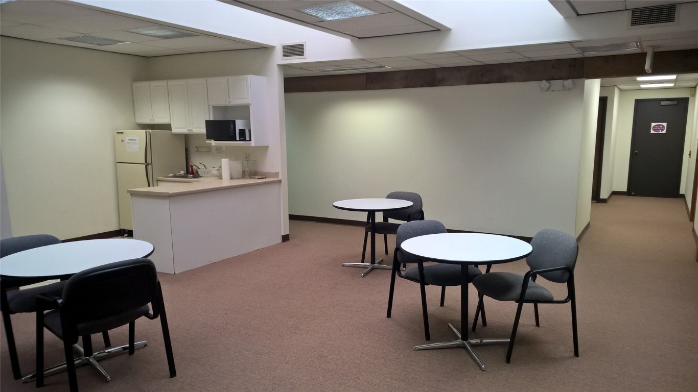 1957 Blairs Ferry Road NE Cedar Rapids IA 52402