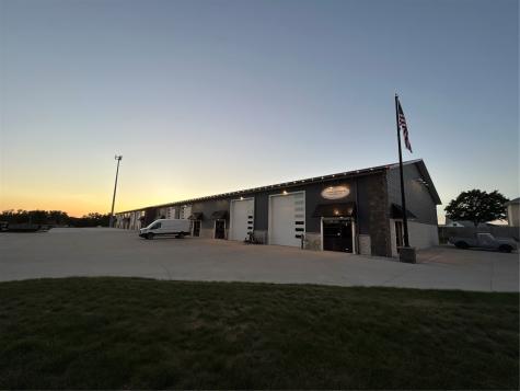 855 Vernon Valley Drive Cedar Rapids IA 52403