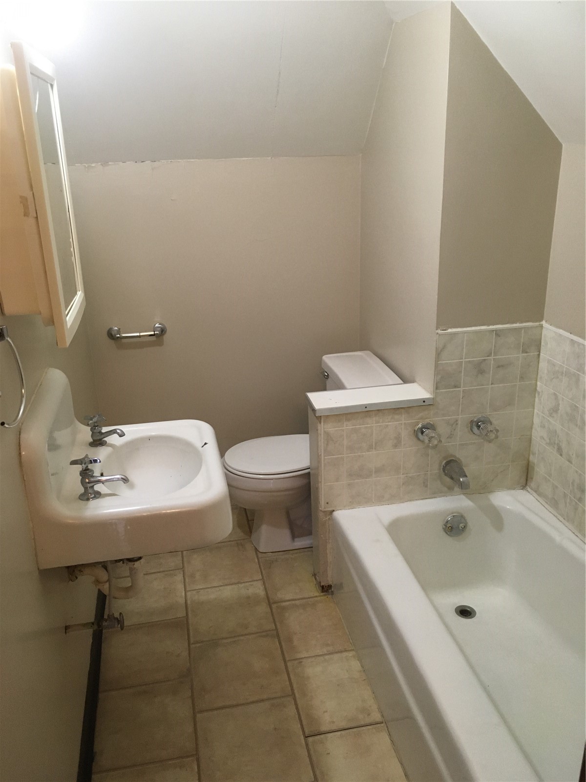 1569 1st Avenue SE Cedar Rapids IA 52402